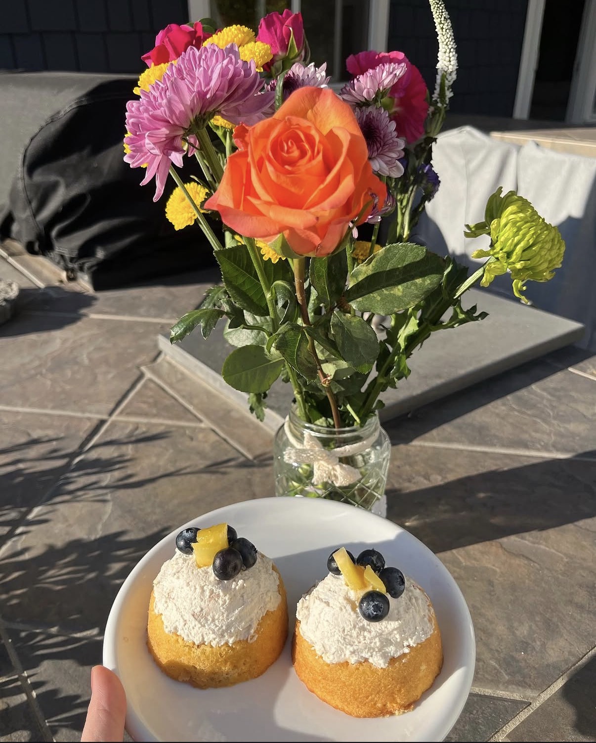 Fruit-Mix Mini Cake - real photo